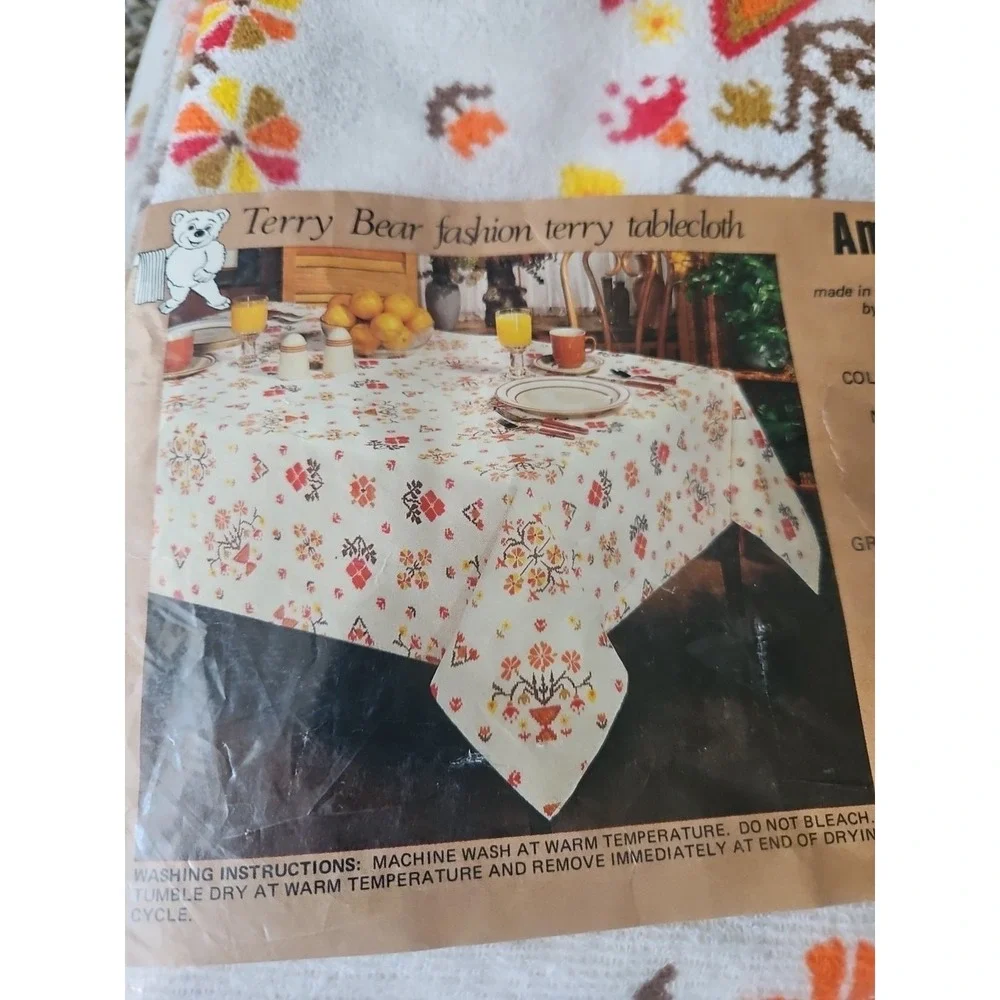 Terry‎ Bear Americana Tablecloth 60X84 by domestic Vintage Flower Power USA Made
